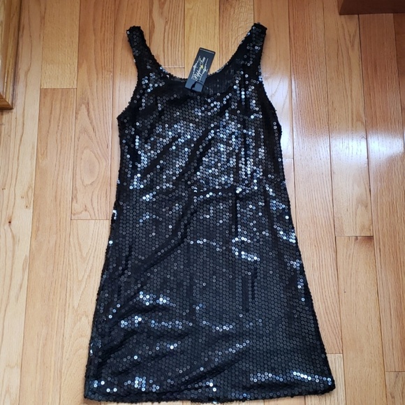 Sequence Mini Dress with flower design - Picture 2 of 8